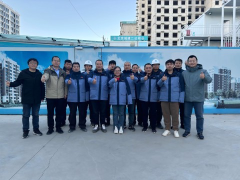 “暖人、暖心，未完待續。。。”